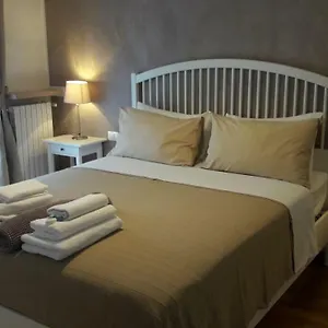 https://residenza-leon.hotelinveneto.com